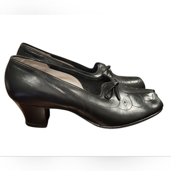 Dr. Locke Shoes - Vintage Dr. Locke Peep Toe Bow Detail Black Heel Made In USA Size 9 Narrow